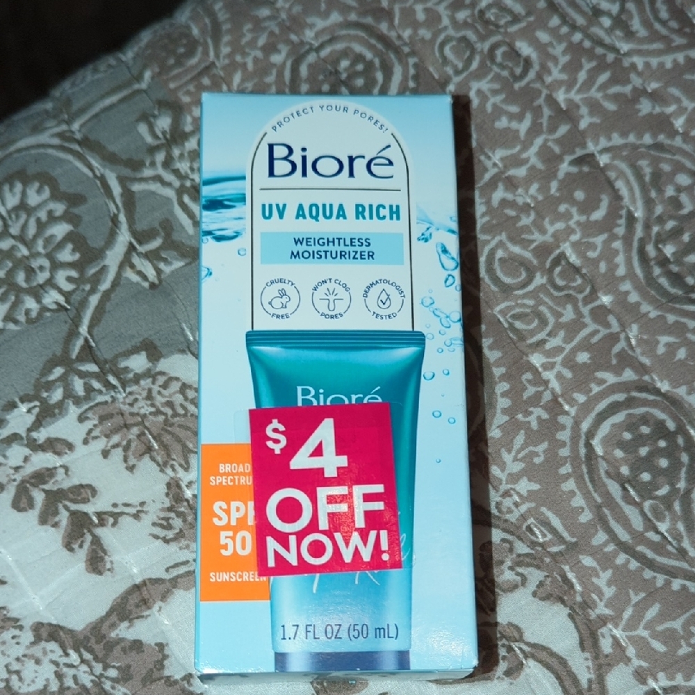 Biore UV Aqua Rich Weightless Moisturizer.